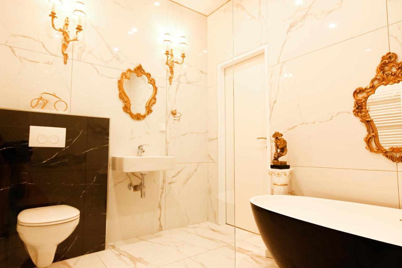 Luxuryholiday Apartment Виена Екстериор снимка